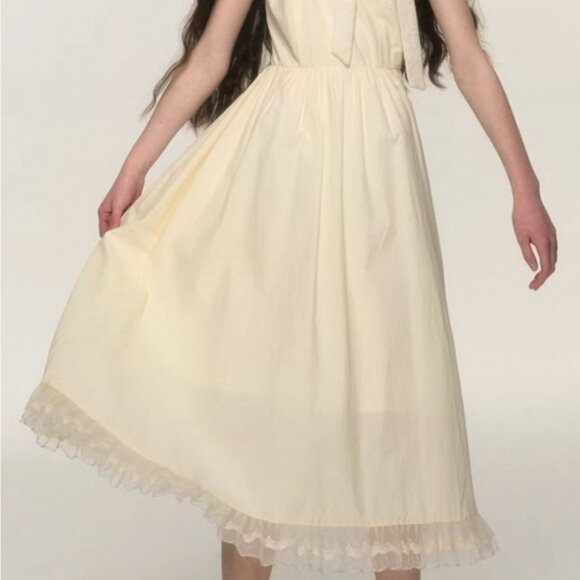 Elegant Cream Dress - Picture 1 of 4